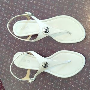 Michael Kors Ramona Wedge Sandal in white, Size 8.5